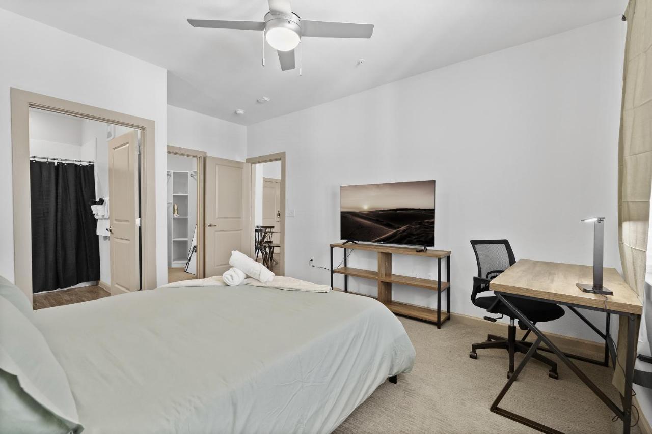 Luxe 3B/2B Getaway - Pool, Gym, Parking, Pet Wash Daire Leander Dış mekan fotoğraf