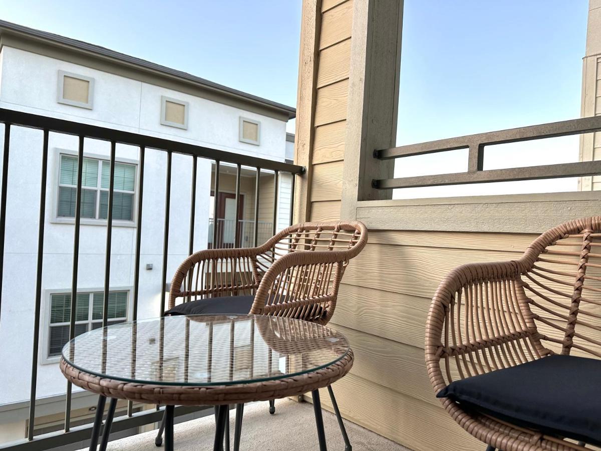 Luxe 3B/2B Getaway - Pool, Gym, Parking, Pet Wash Daire Leander Dış mekan fotoğraf